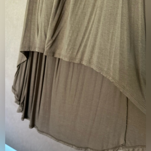 Forever 21 flare party flirty date halter spaghetti straps dress. Size M. - Picture 3 of 15